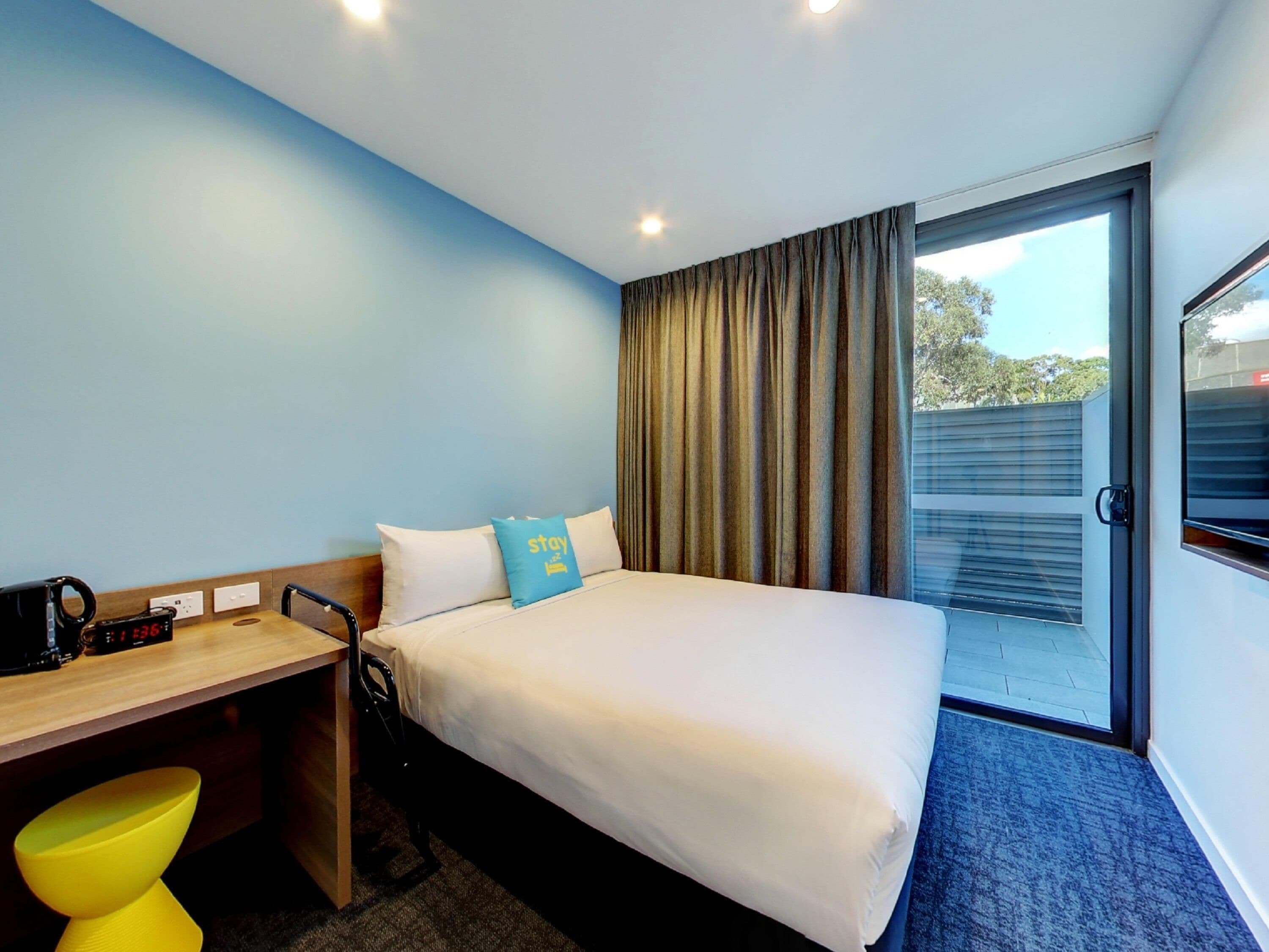 Superior Room, 1 Queen Bed | Blackout drapes, free WiFi, bed sheets