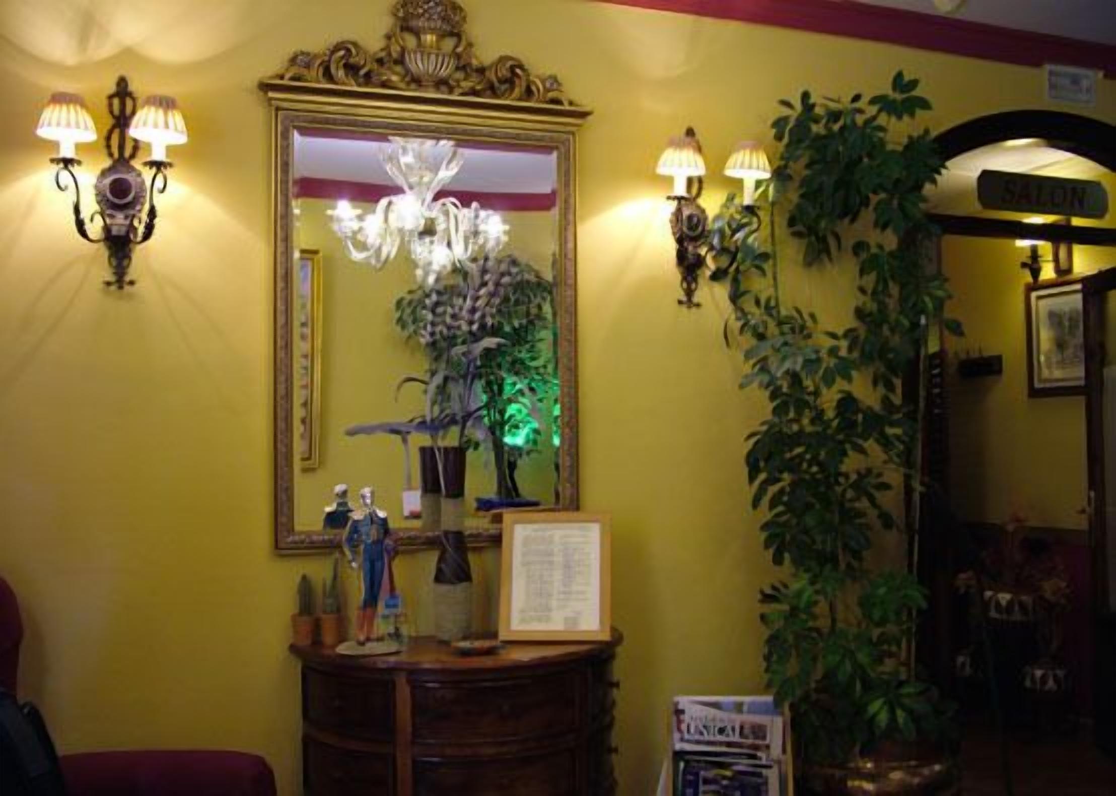 Photo - Hotel Don Javier