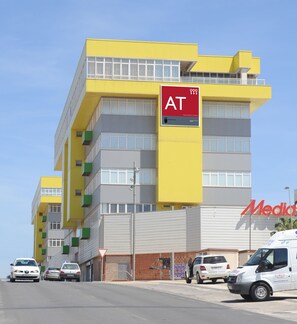 Front of property - Apartamentos Turísticos Mediterráneo (Cartagena)