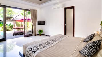 3 bedrooms, minibar, in-room safe, desk