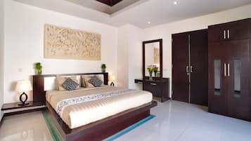 3 bedrooms, minibar, in-room safe, desk