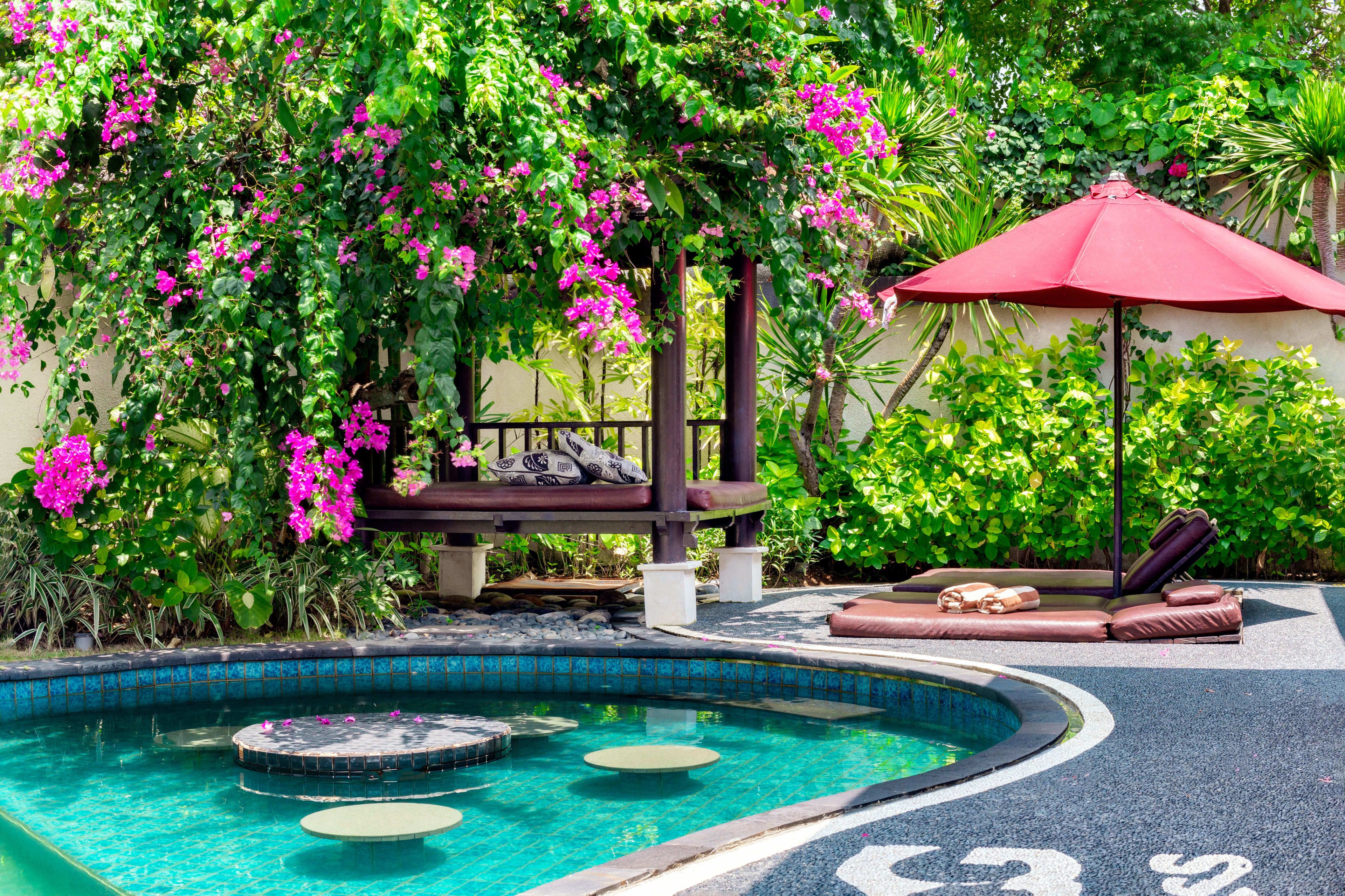 5 outdoor pools, pool umbrellas