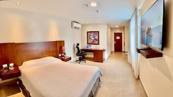 1 bedroom, premium bedding, down duvets, in-room safe