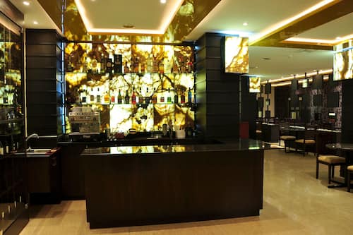 Bar (en la propiedad)
