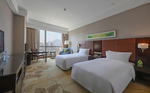 Minibar, in-room safe, alarm clocks