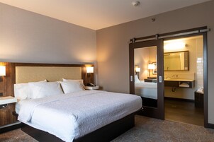 Suite, 1 King Bed, Non Smoking, Jetted Tub | In-room safe, iron/ironing board, cribs/infant beds, WiFi