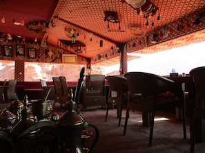 Lounge no saguão