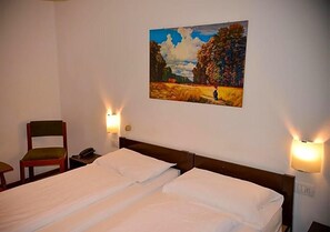 Room - Hotel Regina Delle Dolomiti (Panchia)