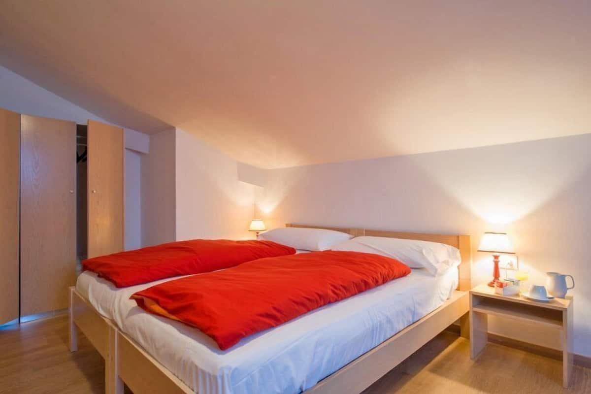 Kamar Double atau Twin, balkon