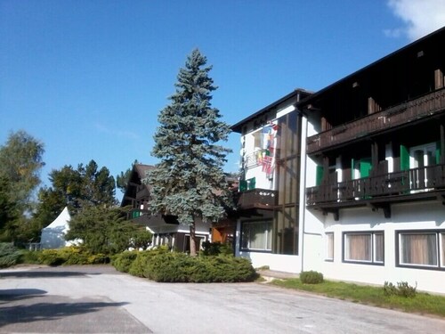 Hotel Regina Delle Dolomiti
