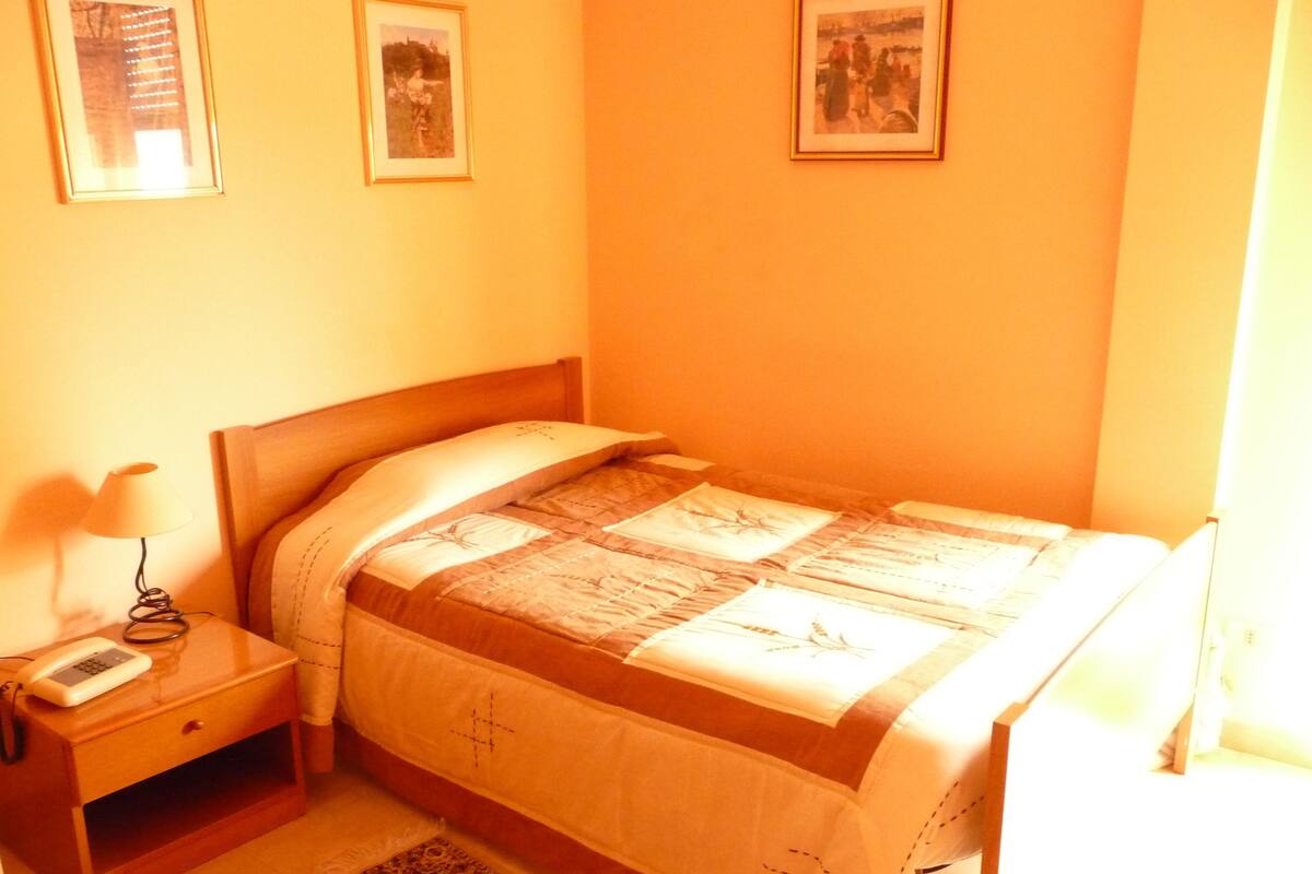 Apartment, 1 Bedroom | Desk, free cots/infant beds, free WiFi, wheelchair access