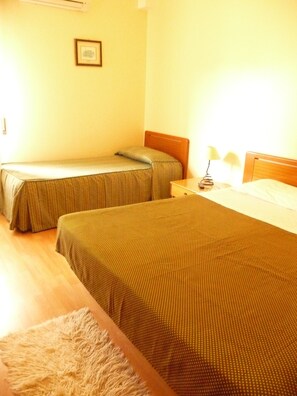 Desk, free cribs/infant beds, free WiFi, wheelchair access - Agathae Hotel & Residence (Vittoria)
