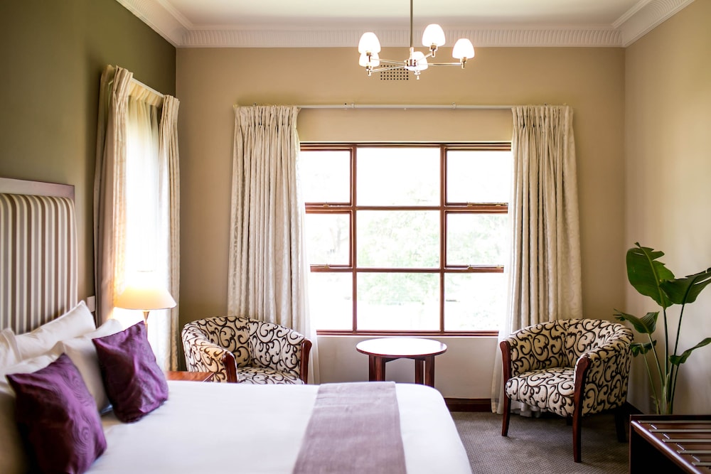 Bronte The Garden Hotel photo 8