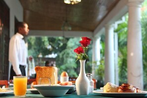 Desayuno buffet incluido