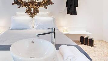 Biancheria da letto di alta qualità, una cassaforte in camera