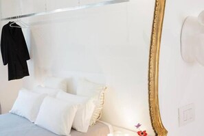 Premium bedding, in-room safe, individually decorated, desk