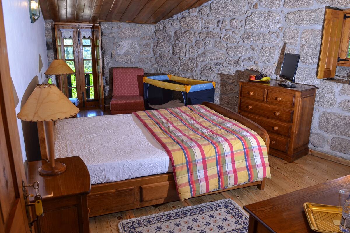Double Room | Free WiFi