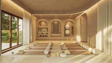 Hot tub, Turkish bath/hammam, body treatments, aromatherapy