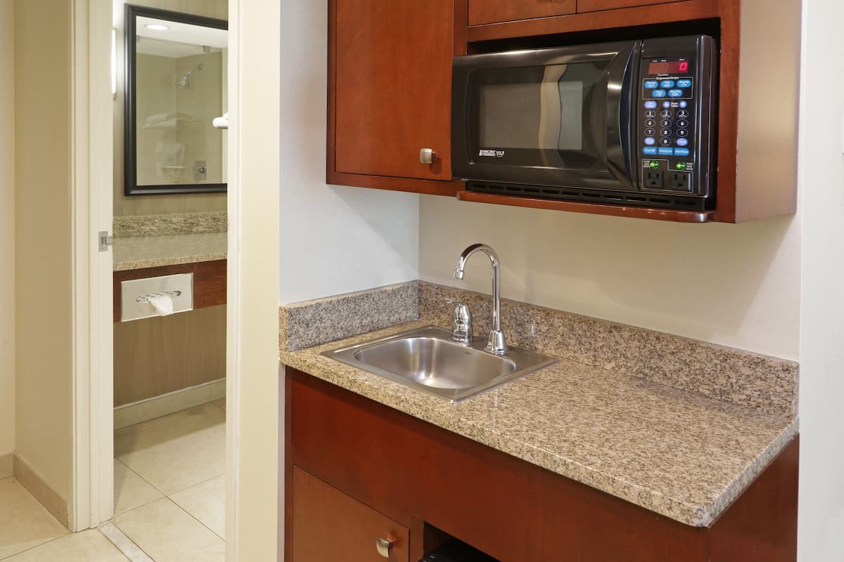 In-room safe, desk, laptop workspace, iron/ironing board