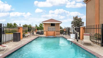 Seasonal outdoor pool, open 10 AM to 10 PM, sun loungers