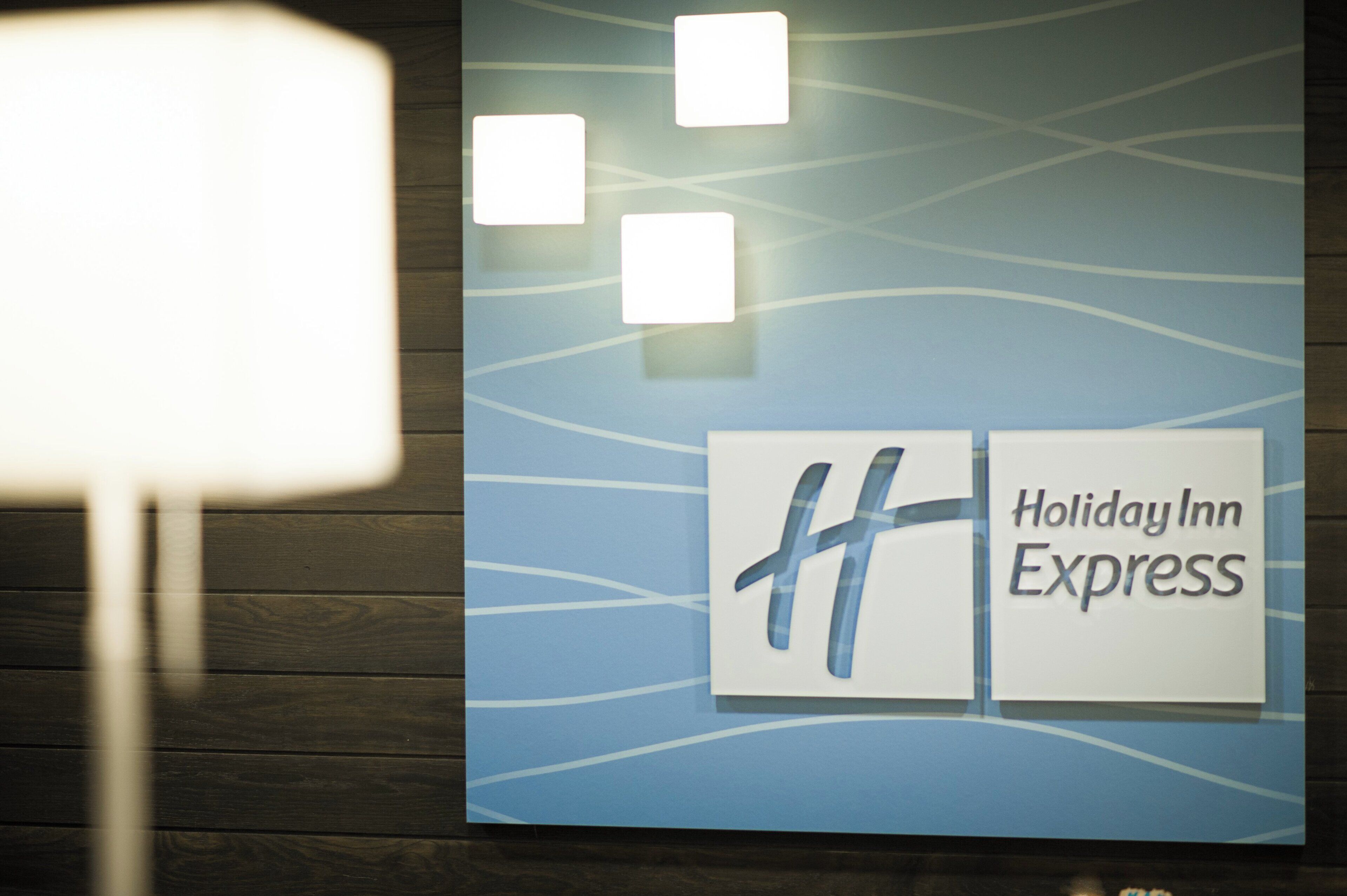 Foto - Holiday Inn Express & Suites Madison Central by IHG