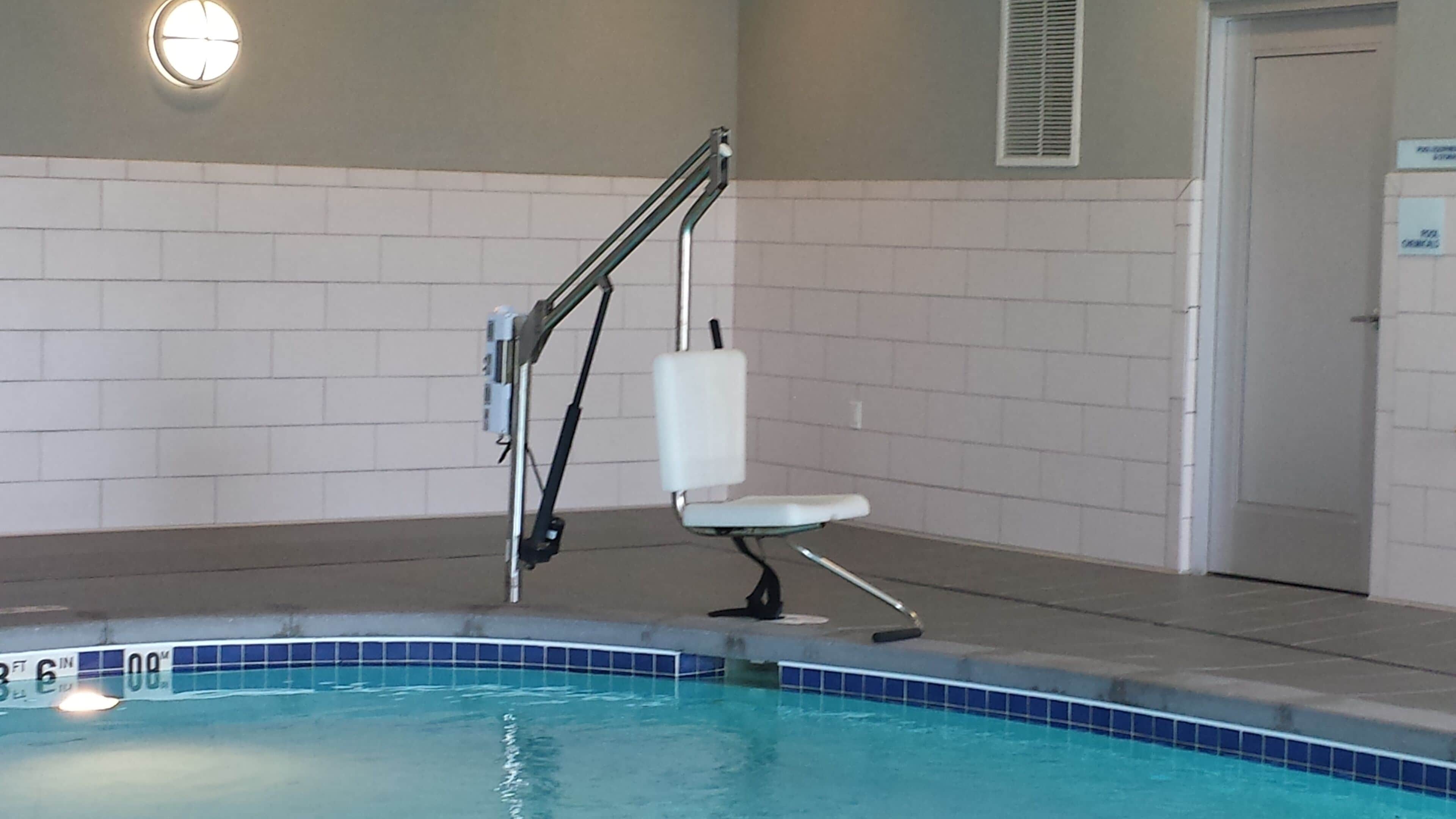 Photo - Holiday Inn Express and Suites Madison Central by IHG