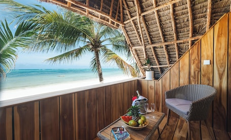 Standard Sea View | Vue depuis le balcon. Sahari Zanzibar