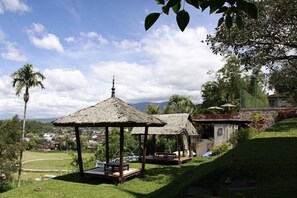 Property grounds - Campago Resort Hotel (Bukittinggi)