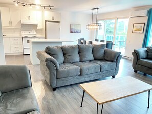 Villa (4-Bedroom) | Wohnbereich