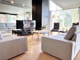 Villa, 5 Bedrooms SPA | Living area