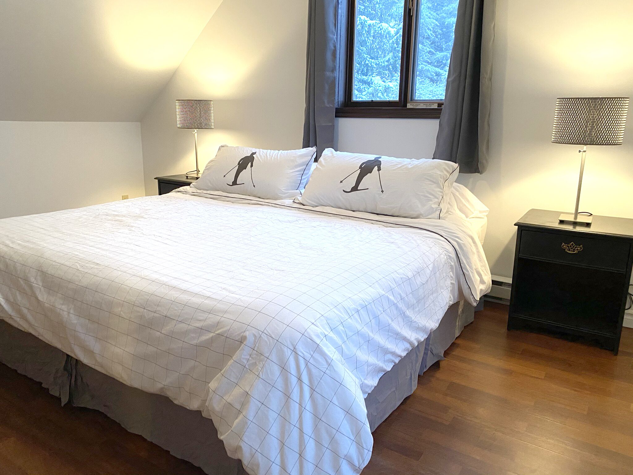 chalet 1765, 6 bedrooms | 5 bedrooms, individually decorated, individually furnished