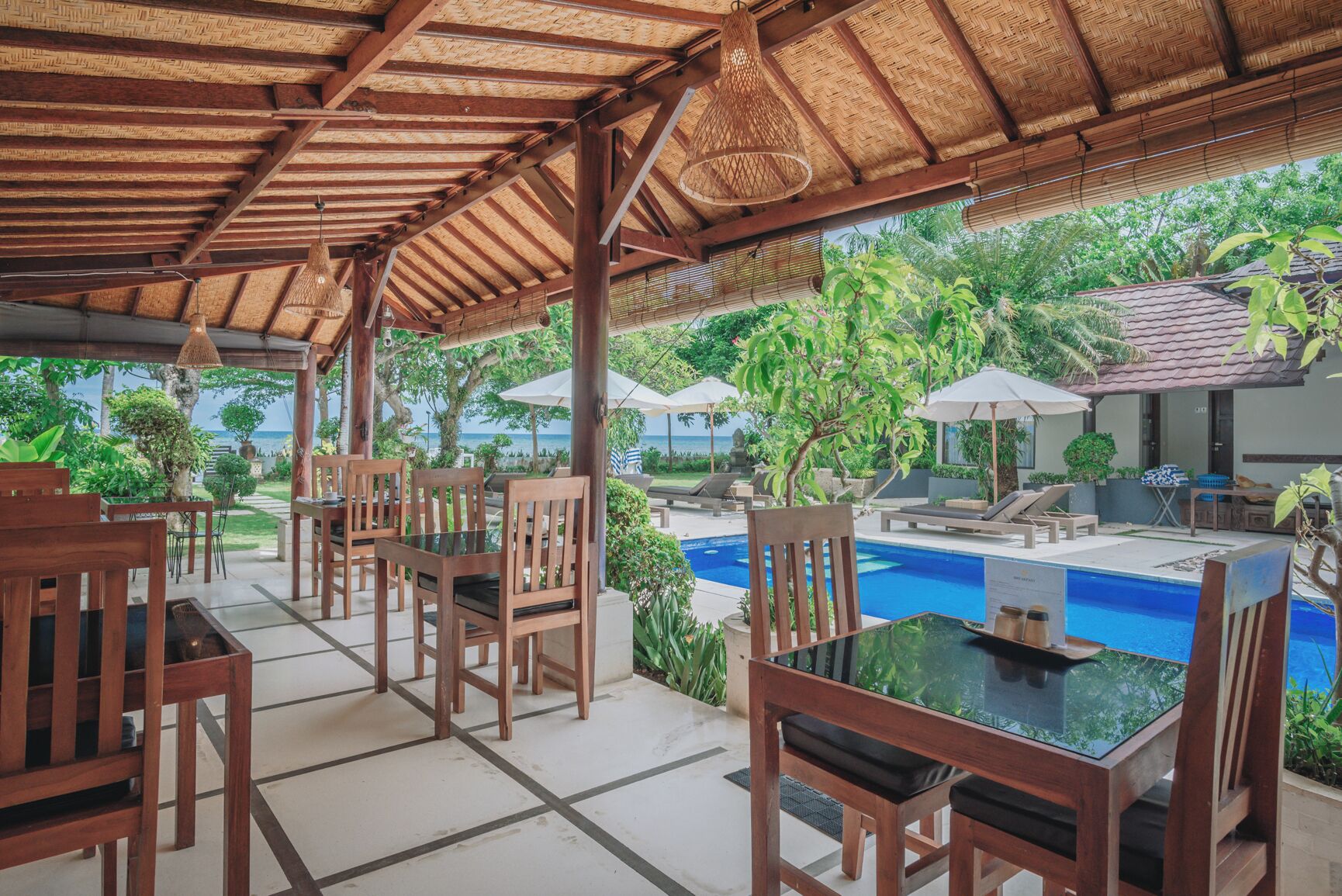 Photo - Frangipani Beach Hotel