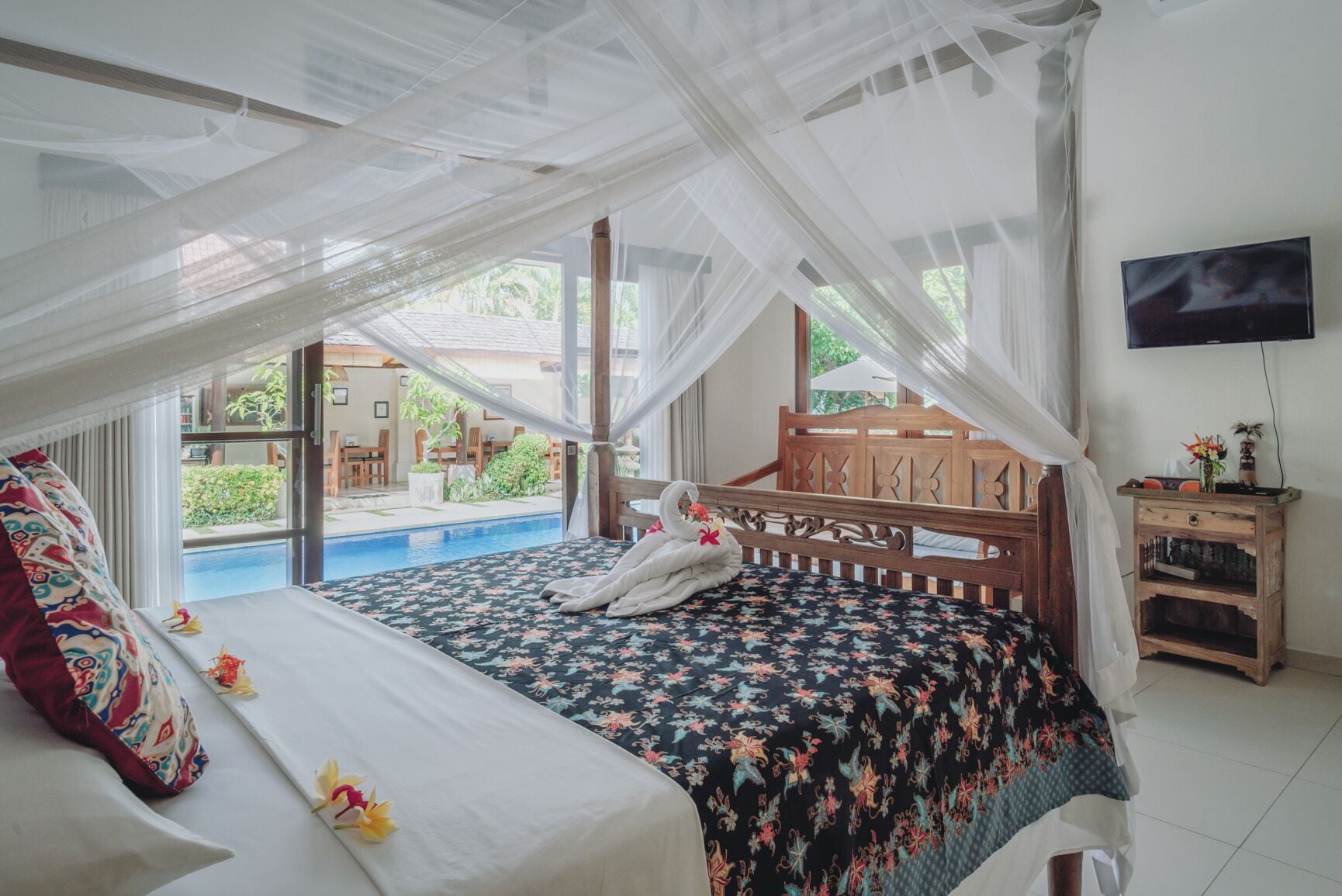 Photo - Frangipani Beach Hotel