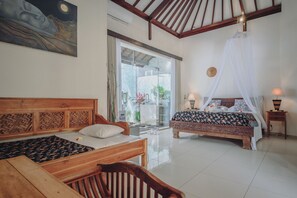 Kamar Double Premium (VIP Room) | Minibar, brankas, meja kerja, dan Wi-Fi gratis