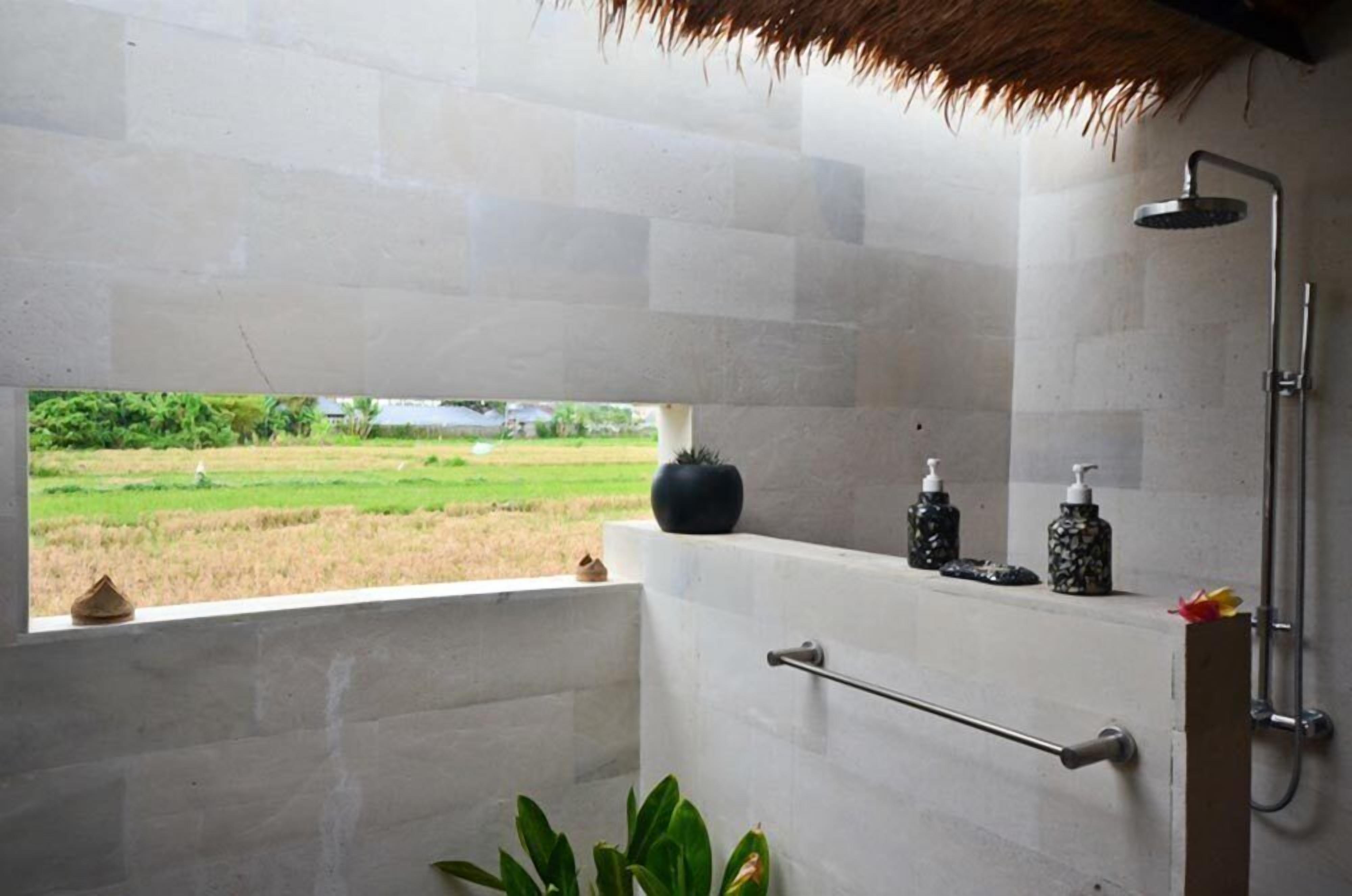 free toiletries, hair dryer, towels