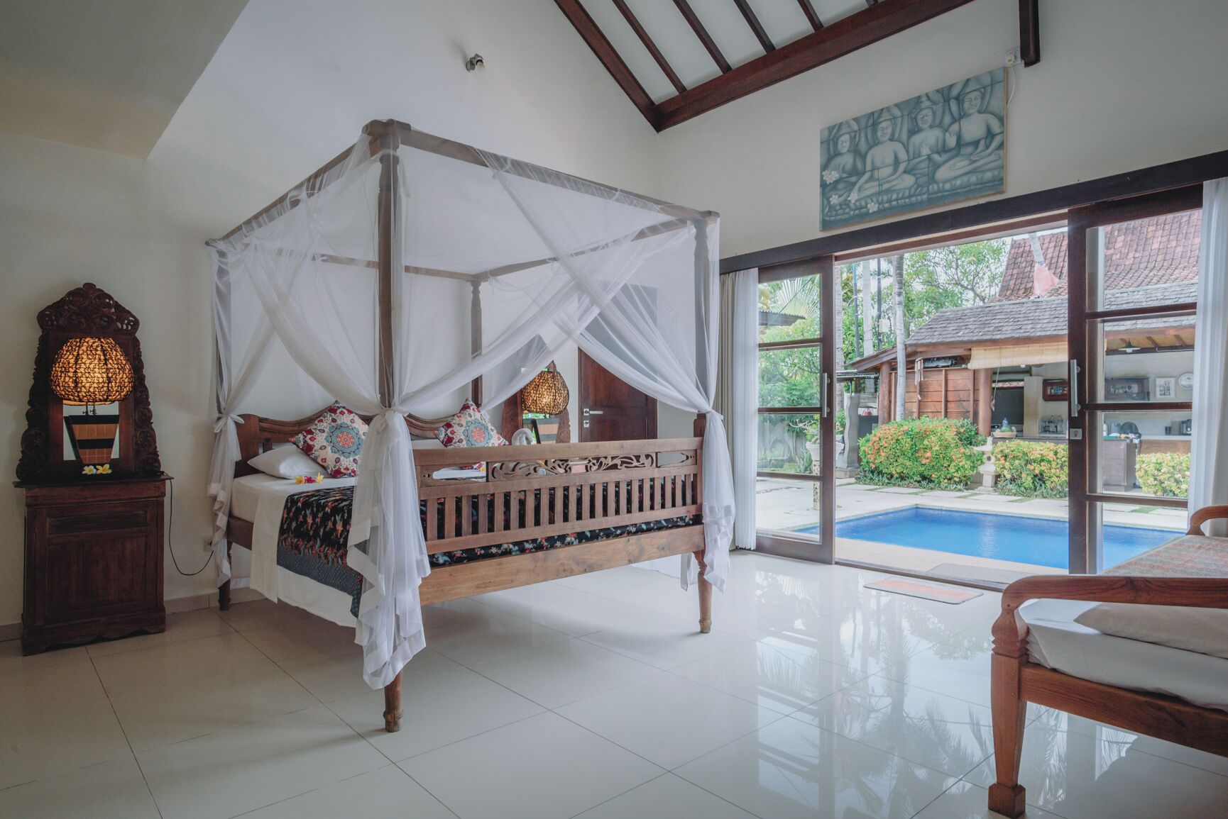 Photo - Frangipani Beach Hotel