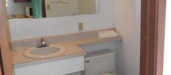 Tidewater Motel