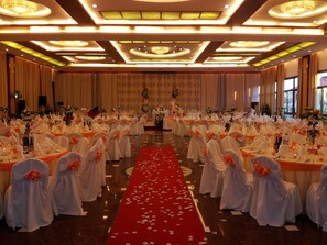 Banquet hall
