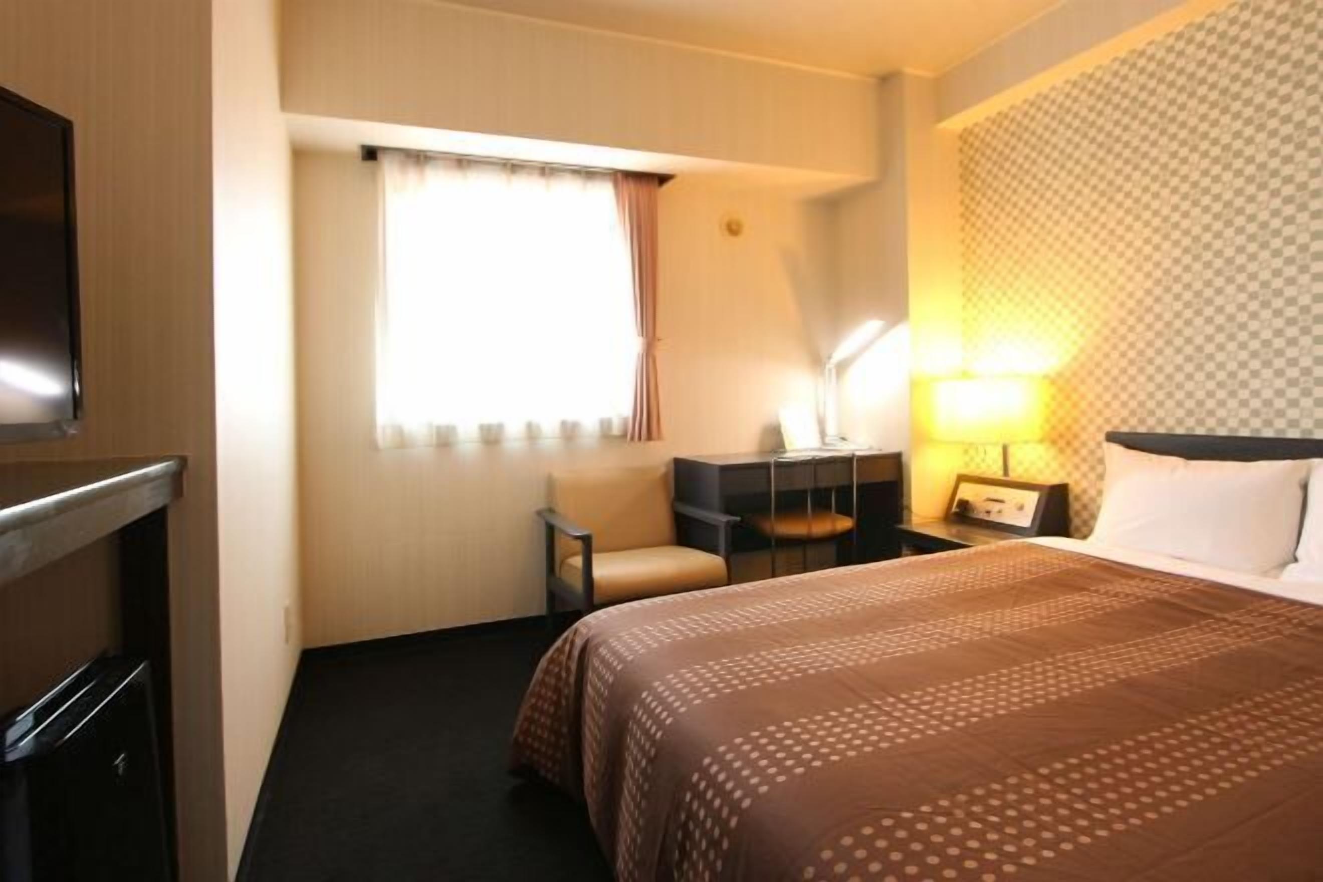 熨斗/熨衣板、免費無線上網、床單