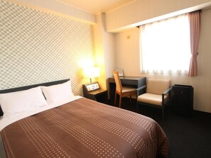 Iron/ironing board, free WiFi, bed sheets - Hotel Livemax Chitose (Chitose)