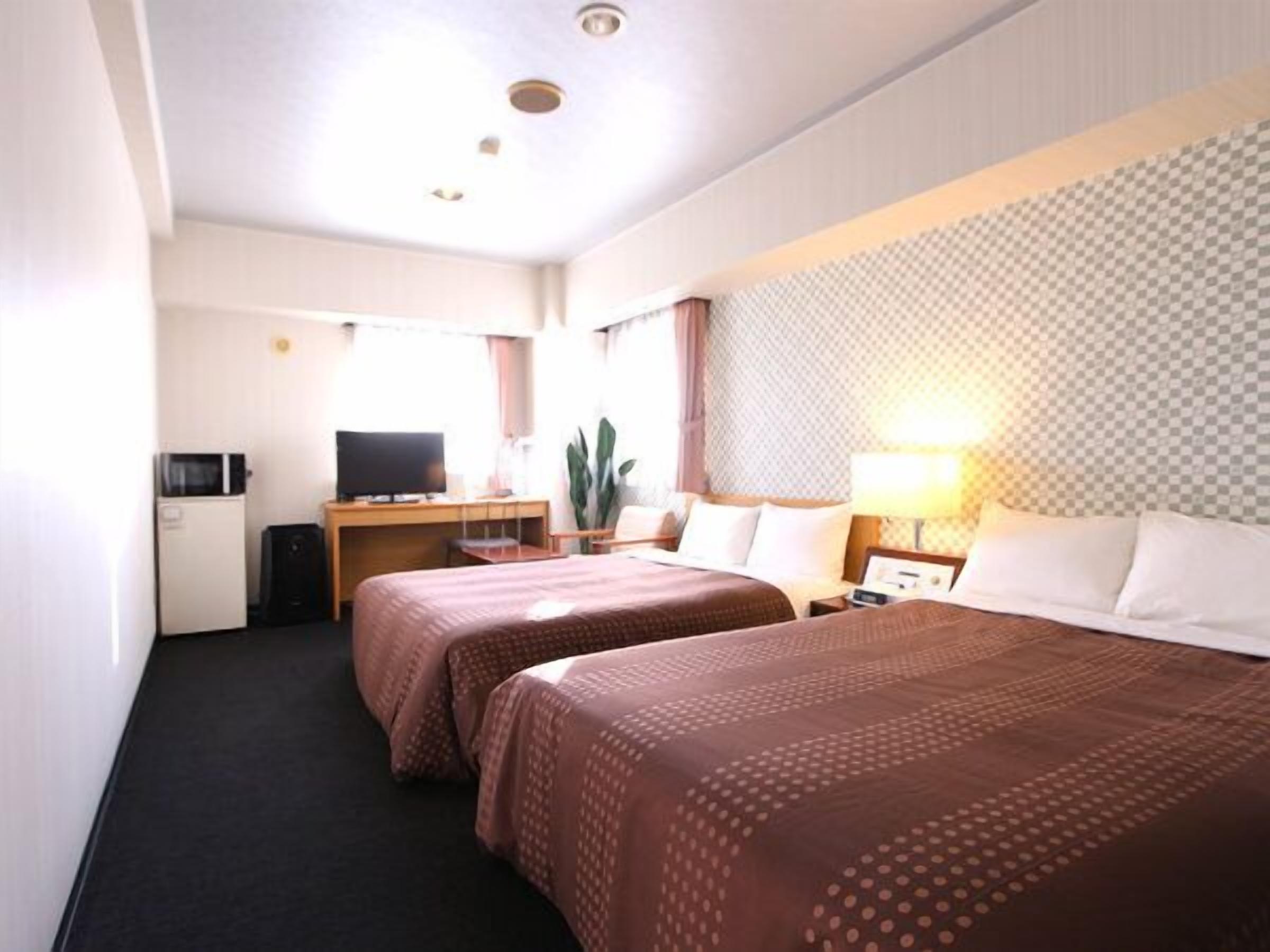 熨斗/熨衣板、免費無線上網、床單