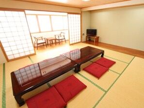 Deluxe Japanese Style Modern Room (For 1-6 people), Smoking | Iron/ironing board, free WiFi, bed sheets - Hotel Livemax Chitose (Chitose)