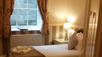 Chambre Simple | Coffres-forts dans les chambres, lits bébé (en supplément)