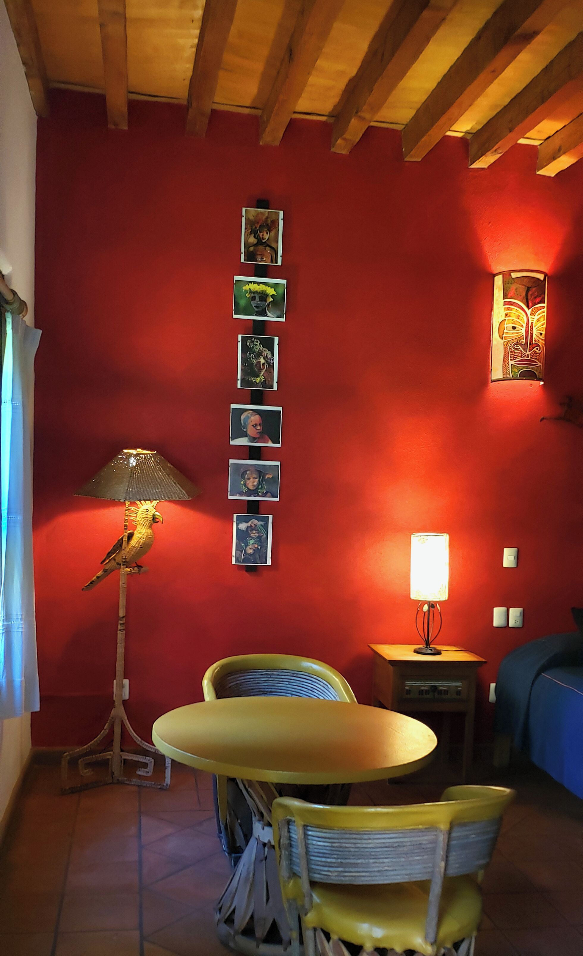 Habitación tradicional | Decoración personalizada y muebles diferentes 