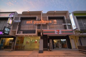 Front of property – evening/night - Sri Packers Hotel - Hostel (Labu)