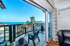 Suite, 2 Bedrooms, Kitchen, Ocean View | Terrace/patio