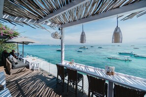 Breakfast, lunch, dinner served; international cuisine - Batu Karang Lembongan Resort & Spa (Lembongan Island)