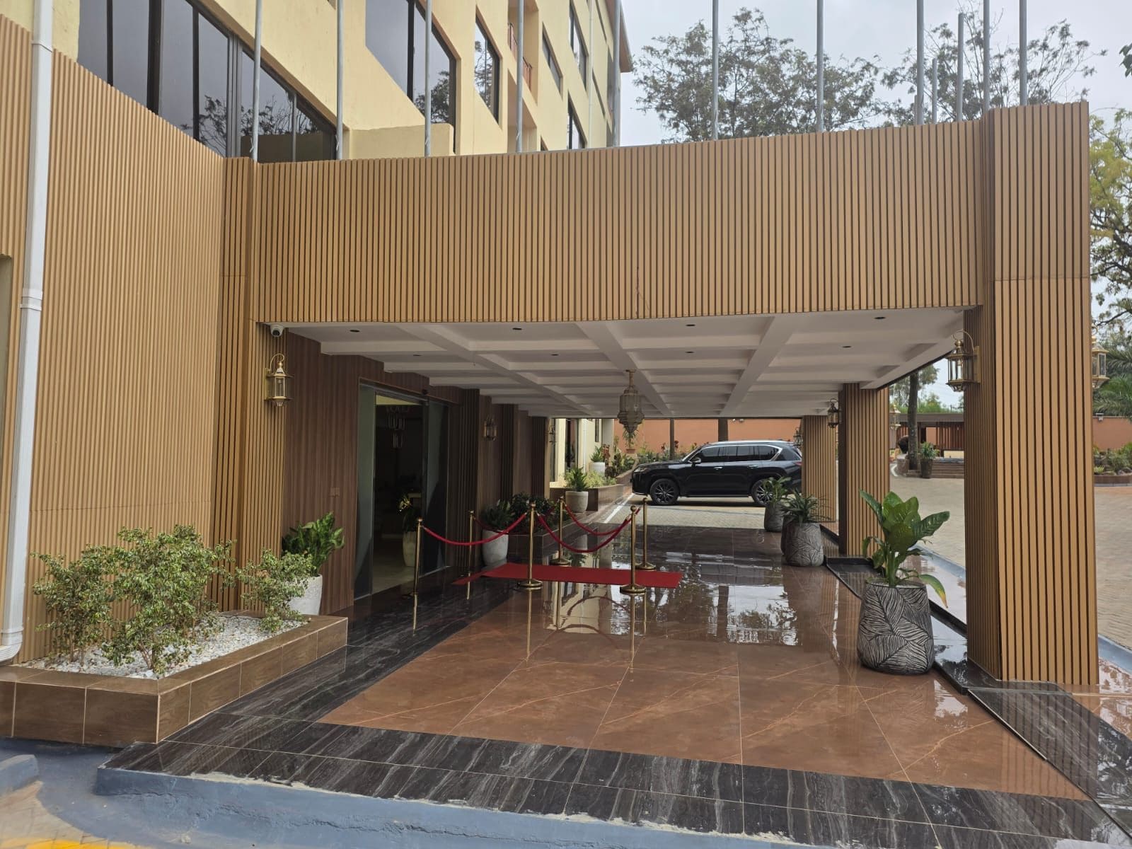 Photo - Park Place Hotel