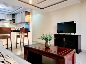 Premium Apartment, 2 Bedrooms | Living area | 42-inch flat-screen TV with satellite channels, TV - Park Place Hotel (Nairobi)