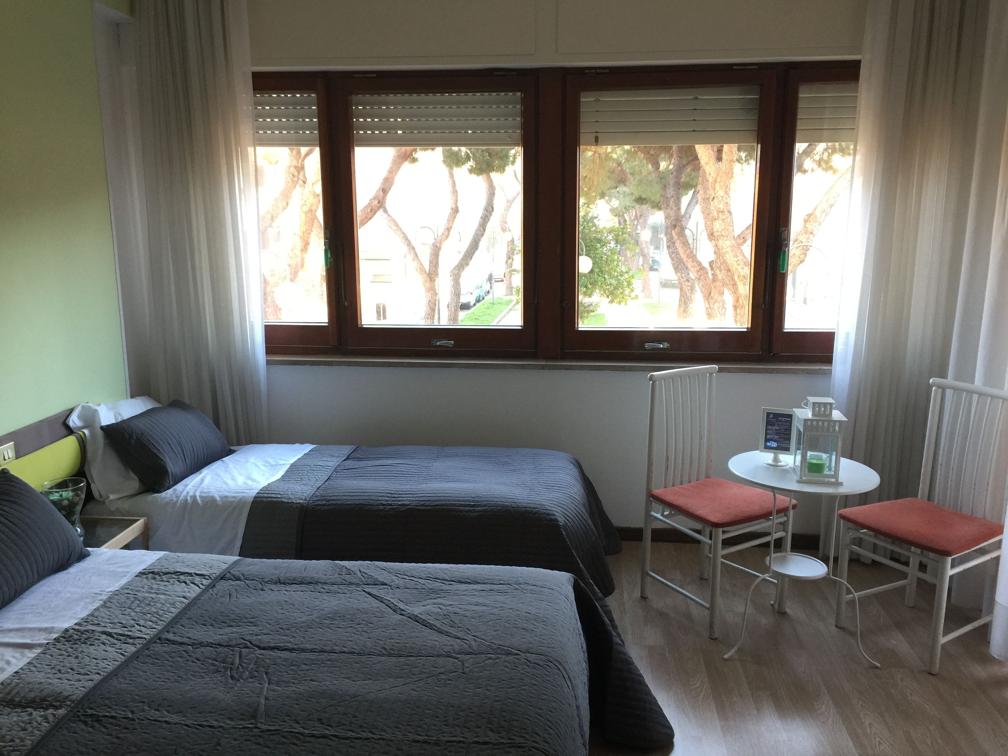 Habitación doble | Minibar, wifi gratis, ropa de cama